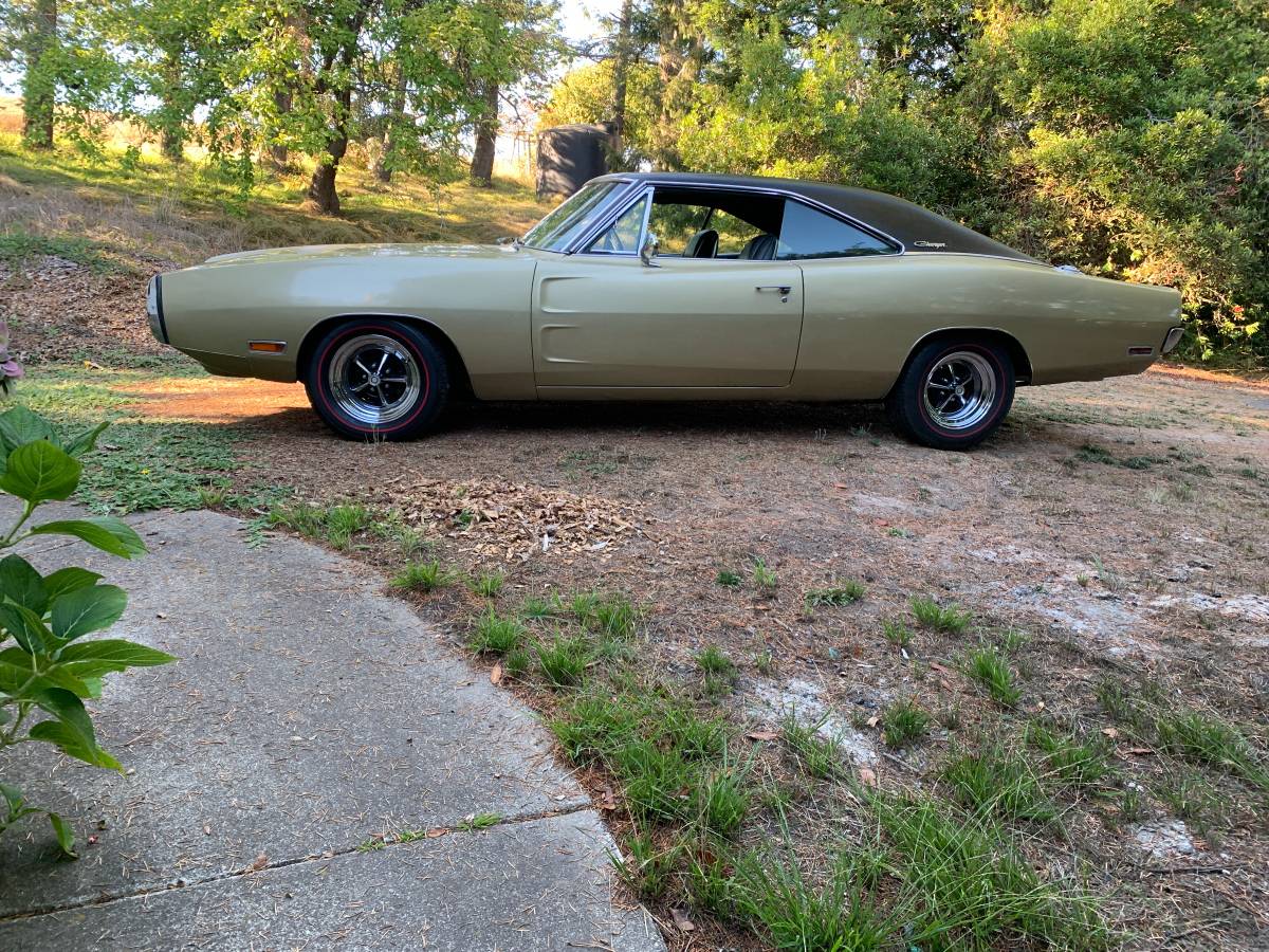 Dodge-Charger-1970-custom-139530-6