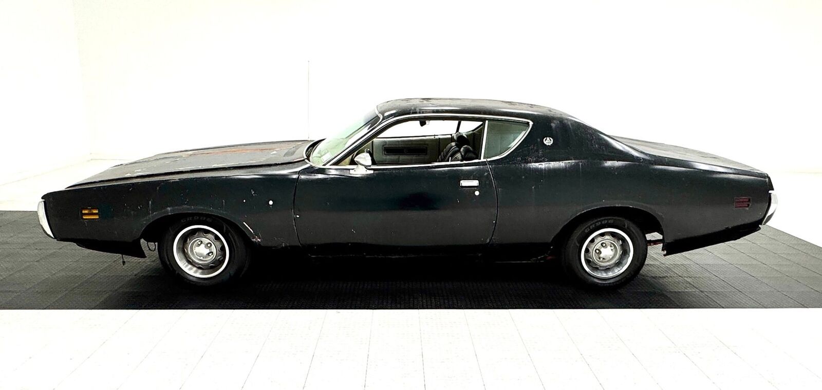 Dodge-Charger-1971-Black-Black-42609-1