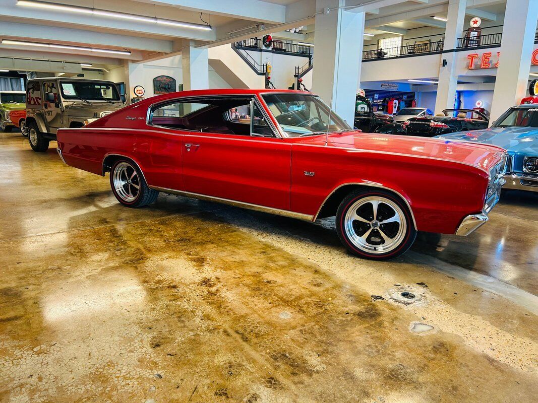 Dodge-Charger-Coupe-1966-Red-Red-128622-11