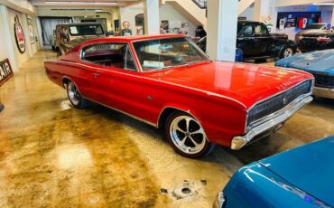 Dodge-Charger-Coupe-1966-Red-Red-128622-4