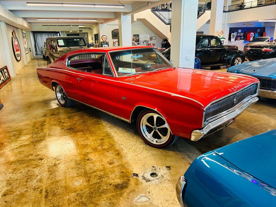 Dodge-Charger-Coupe-1966-Red-Red-128622-4