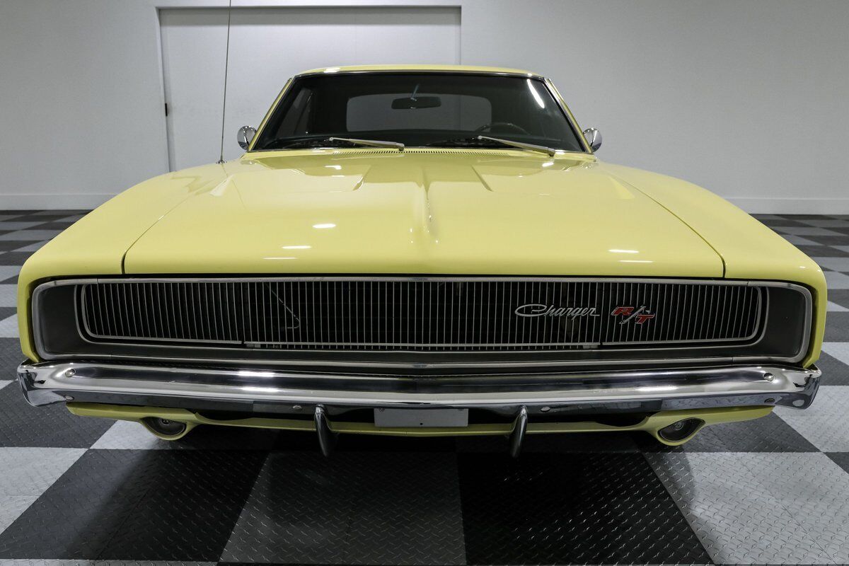 Dodge-Charger-Coupe-1968-Yellow-Black-76425-1