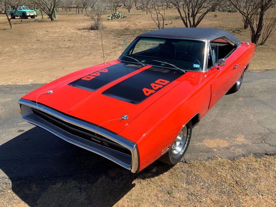 Dodge-Charger-Coupe-1970-Red-Black-92682-11