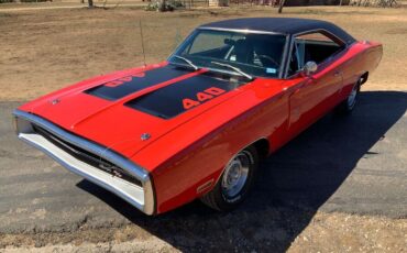 Dodge Charger  year1}