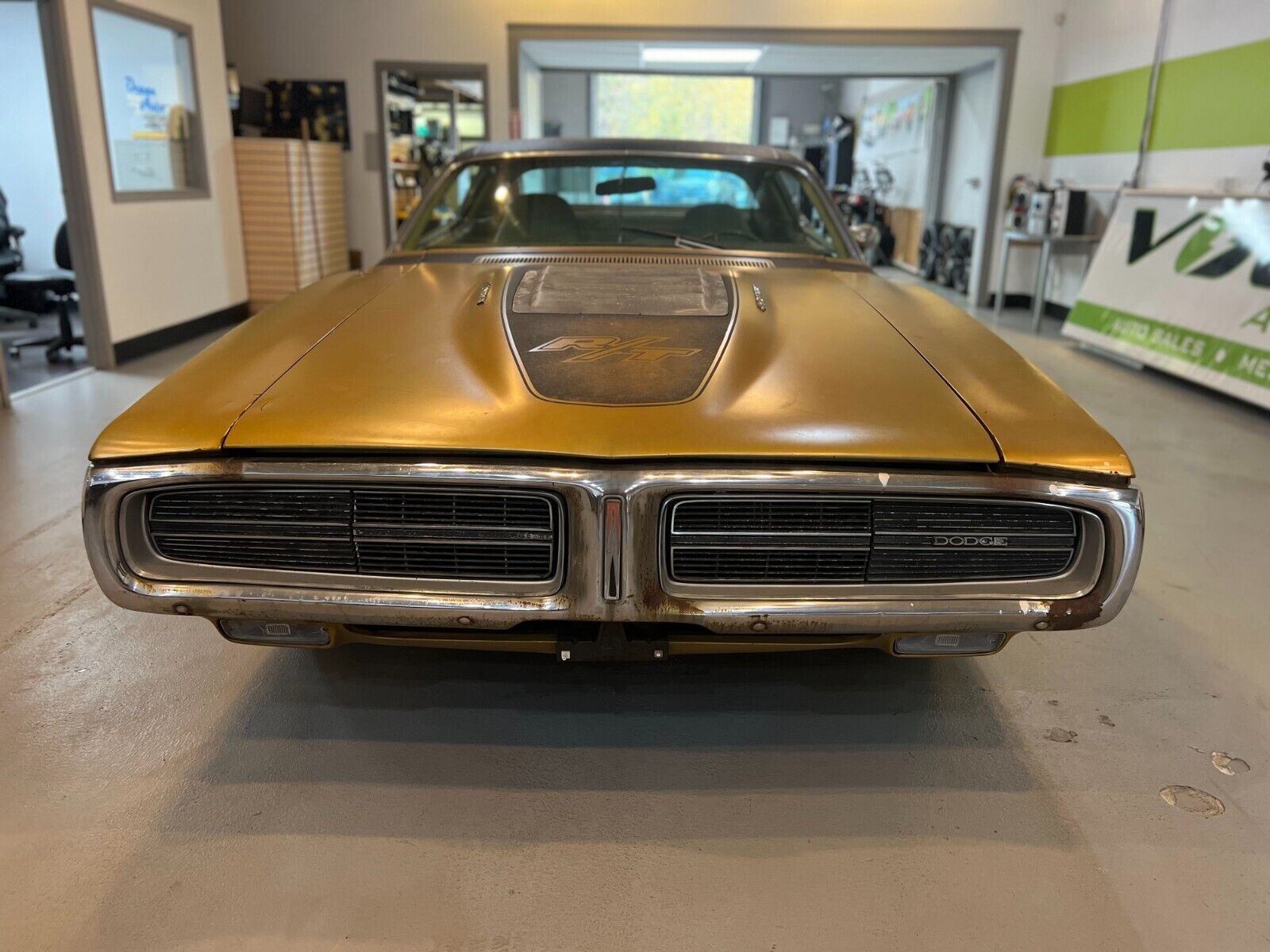 Dodge-Charger-Coupe-1971-Gold-Gold-122830-2