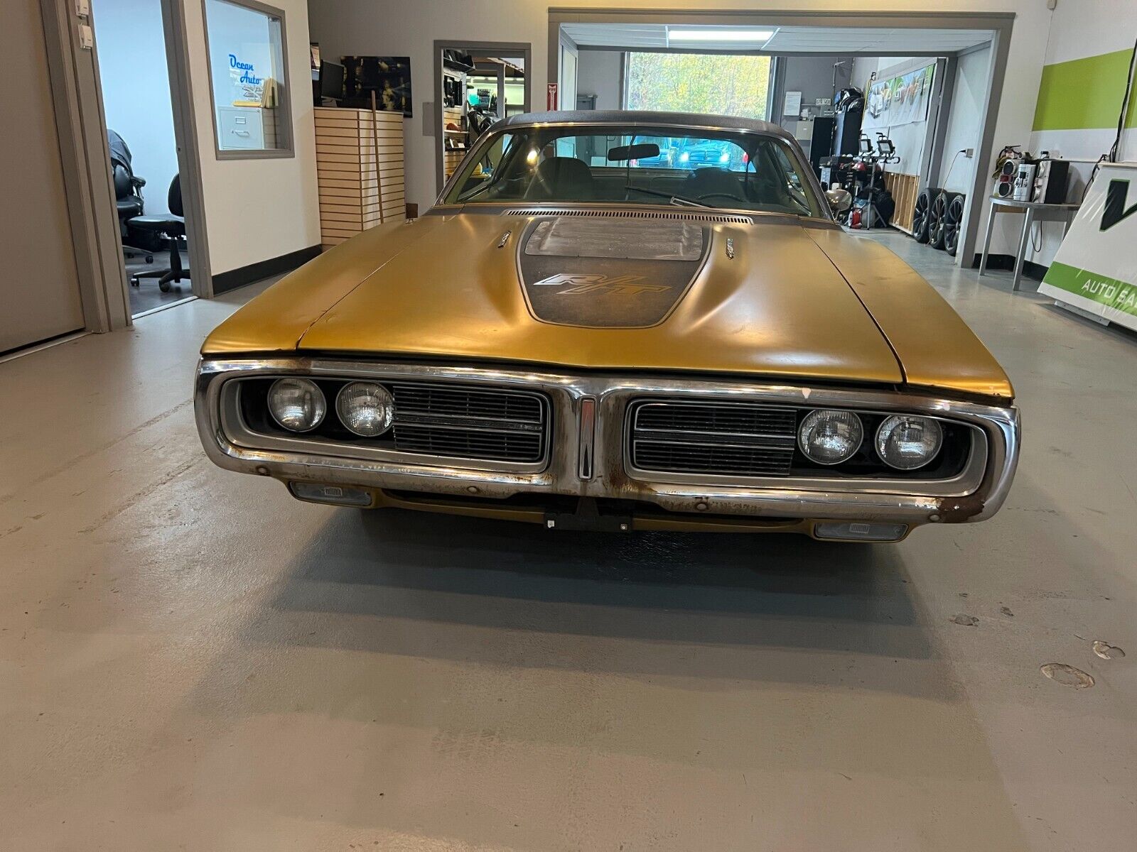 Dodge-Charger-Coupe-1971-Gold-Gold-122830-3