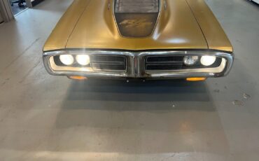 Dodge-Charger-Coupe-1971-Gold-Gold-122830-5