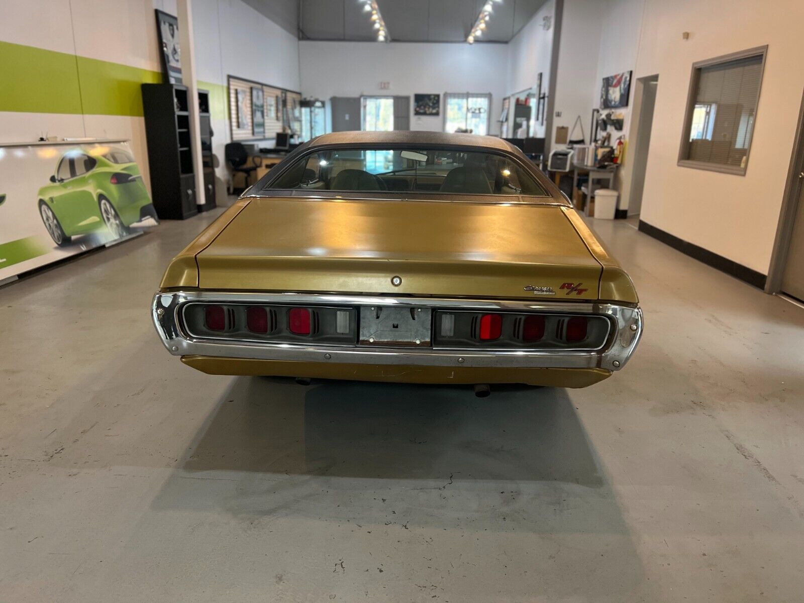 Dodge-Charger-Coupe-1971-Gold-Gold-122830-9