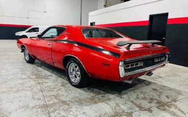 Dodge-Charger-Coupe-1972-Red-Black-0-2