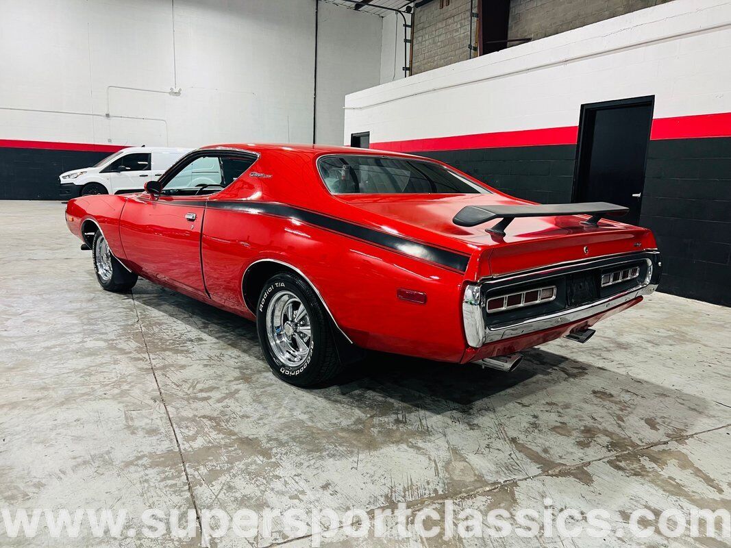 Dodge-Charger-Coupe-1972-Red-Black-0-2