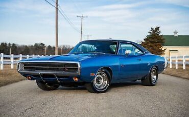 Dodge Charger R/T  year1}