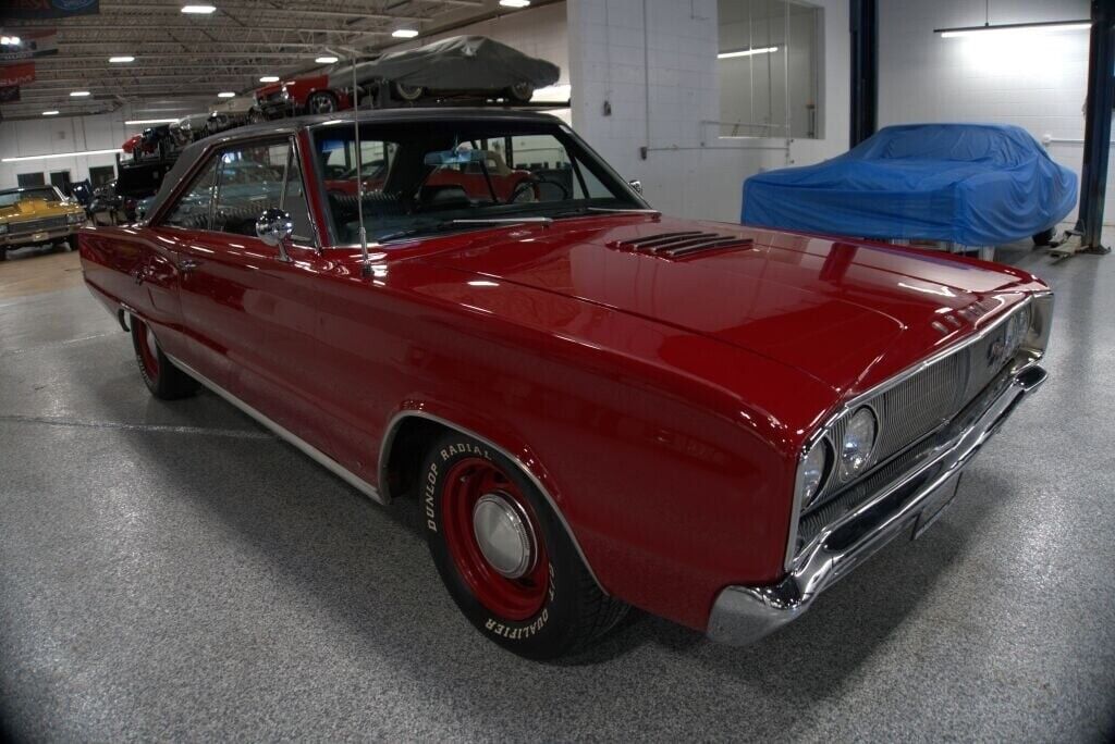 Dodge-Coronet-1967-Red-Black-0-7