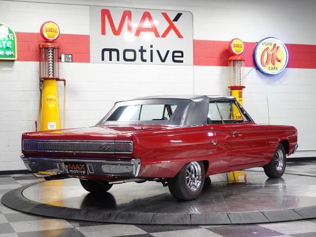 Dodge-Coronet-1967-Red-Black-139907-2