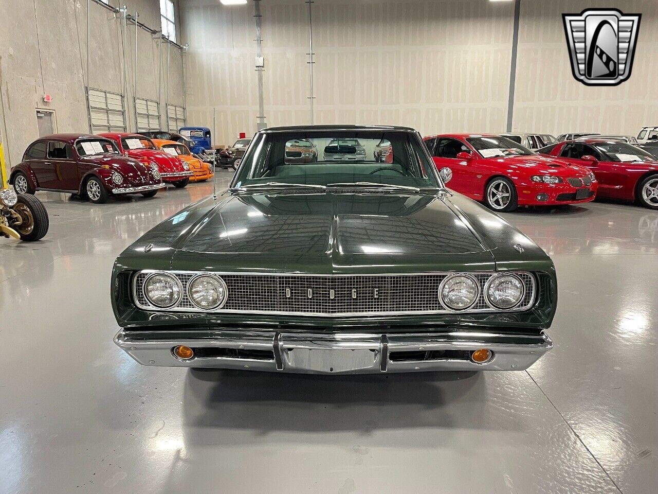 Dodge-Coronet-1968-Green-Green-33363-2