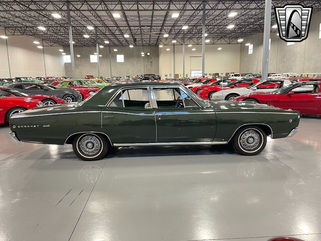 Dodge-Coronet-1968-Green-Green-33363-5