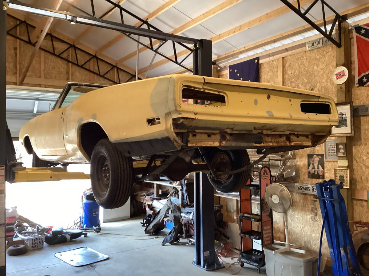 Dodge-Coronet-1970-yellow-19867-2