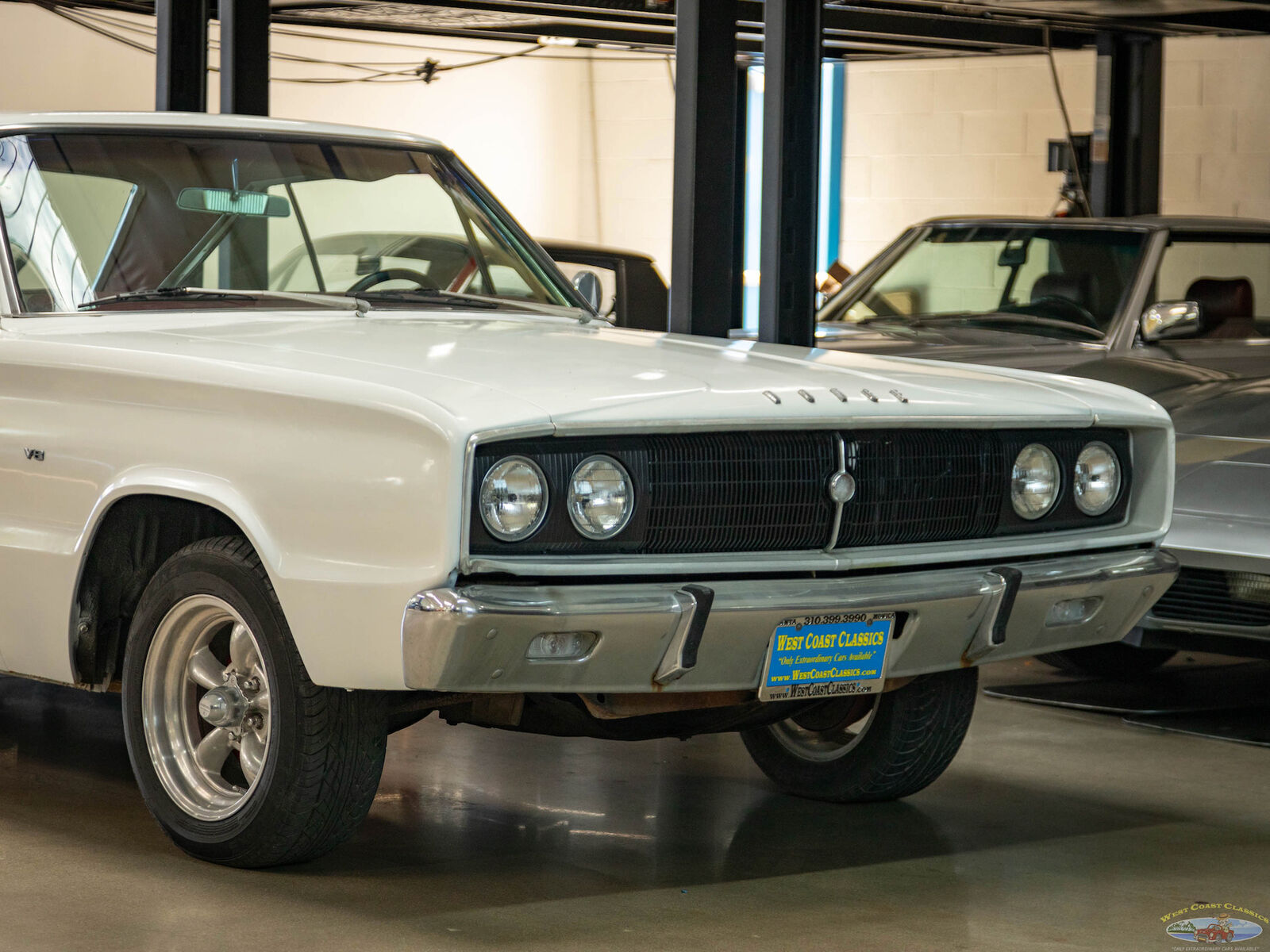 Dodge-Coronet-440-1967-White-Red-75774-11