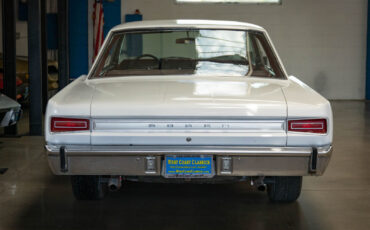 Dodge-Coronet-440-1967-White-Red-75774-15