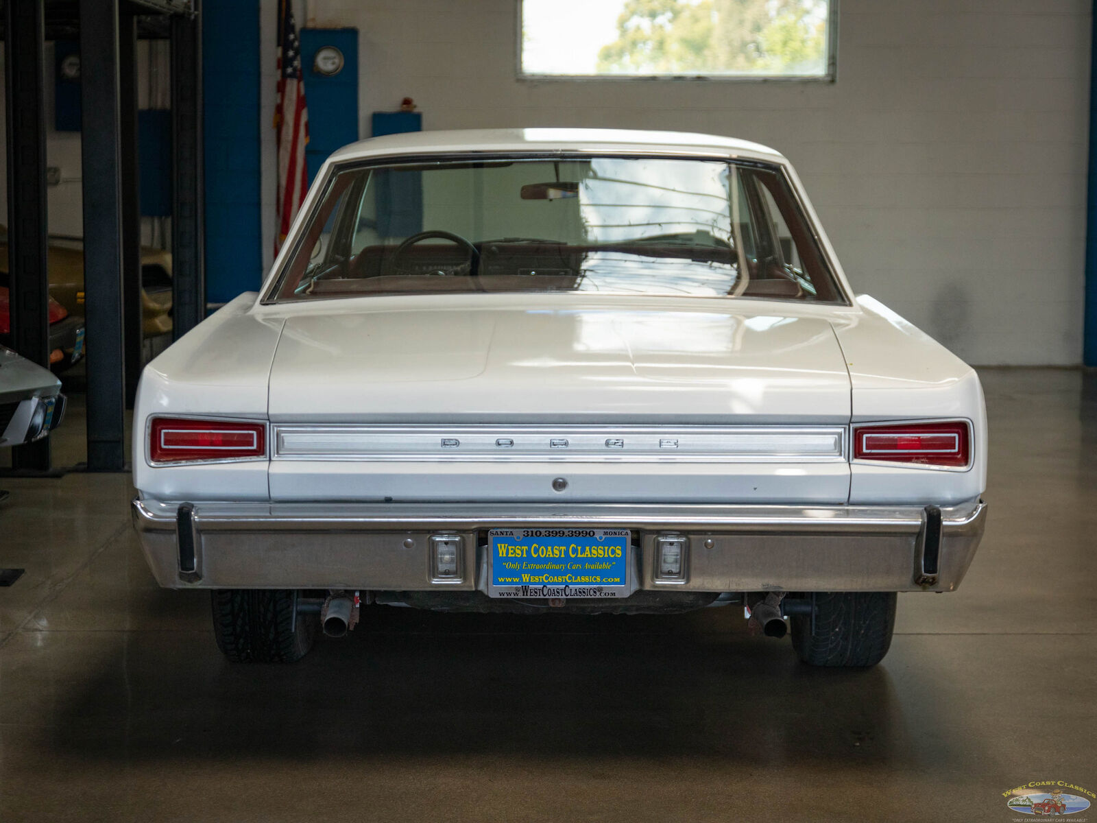 Dodge-Coronet-440-1967-White-Red-75774-15