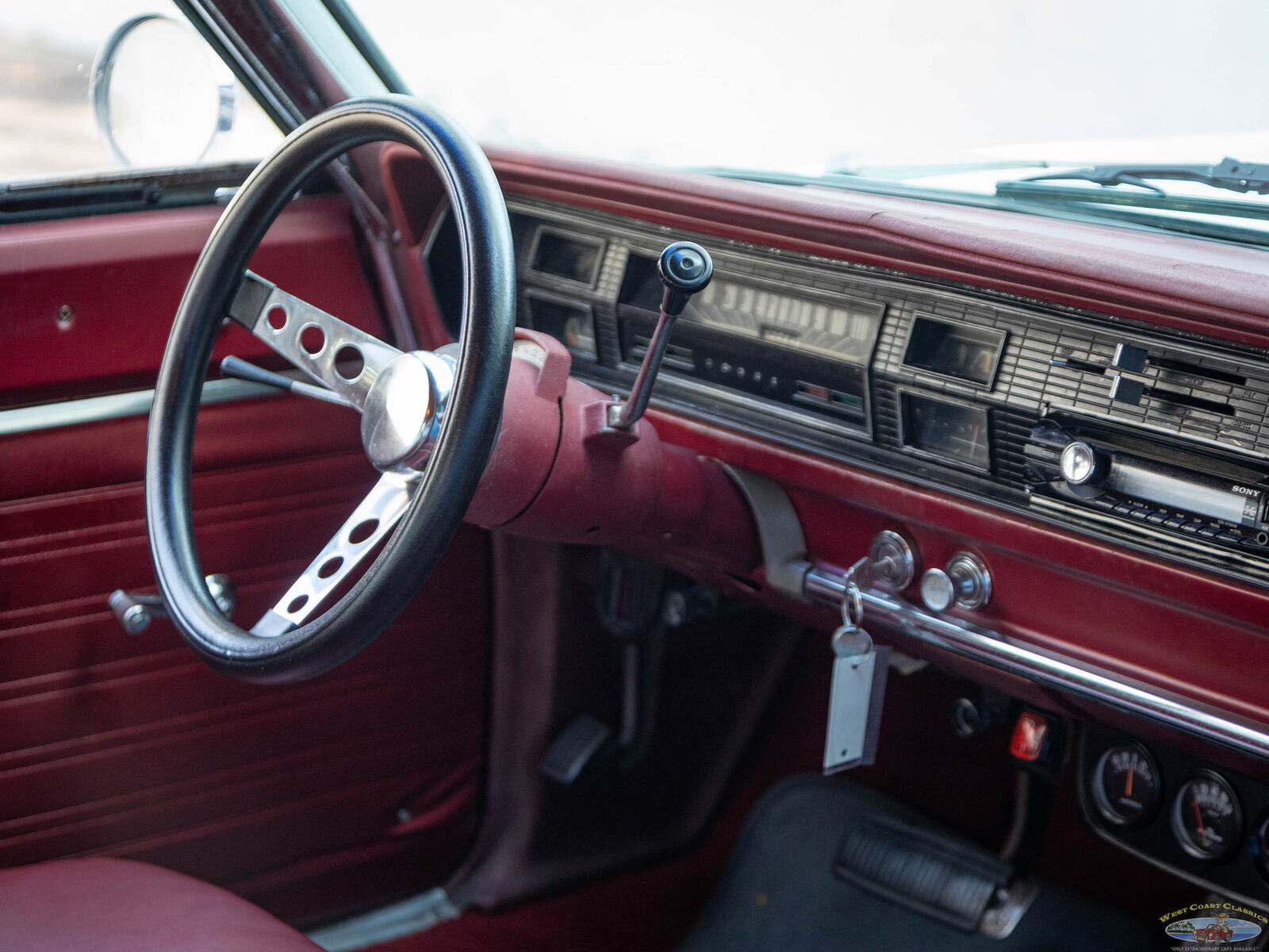 Dodge-Coronet-440-1967-White-Red-75774-36