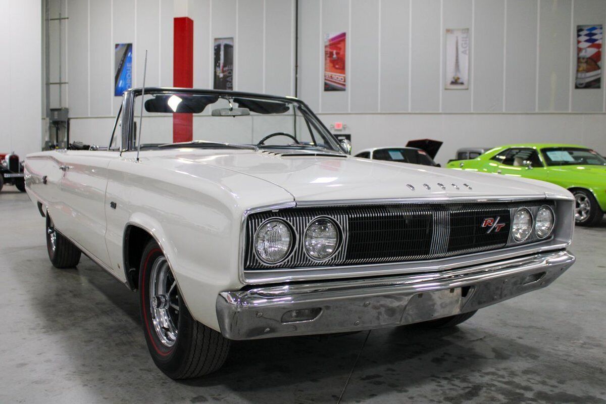 Dodge-Coronet-Cabriolet-1967-White-Black-47321-10