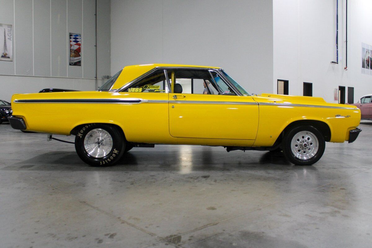 Dodge-Coronet-Coupe-1965-Yellow-Gray-157207-4