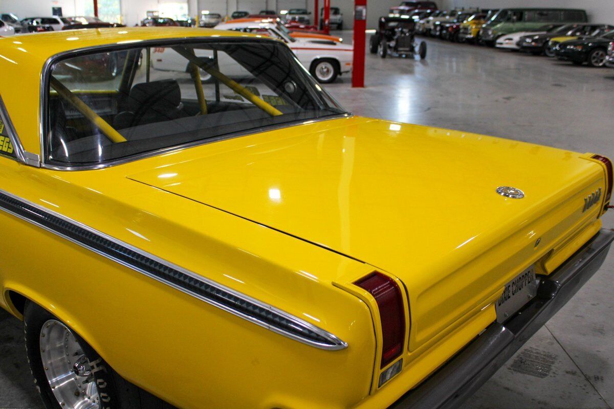 Dodge-Coronet-Coupe-1965-Yellow-Gray-157207-9