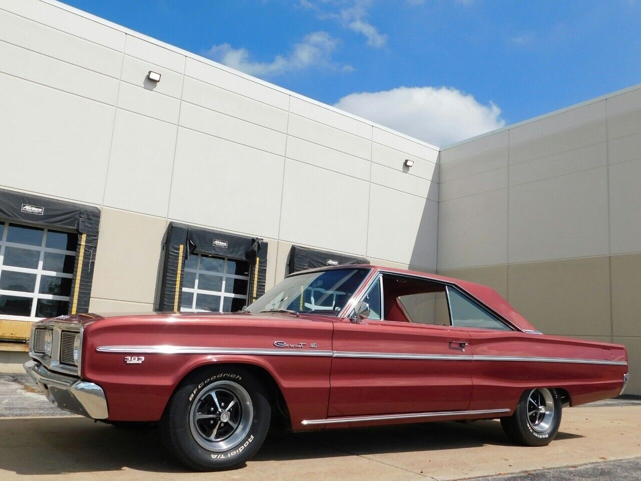 Dodge-Coronet-Coupe-1966-Red-Red-45895-6