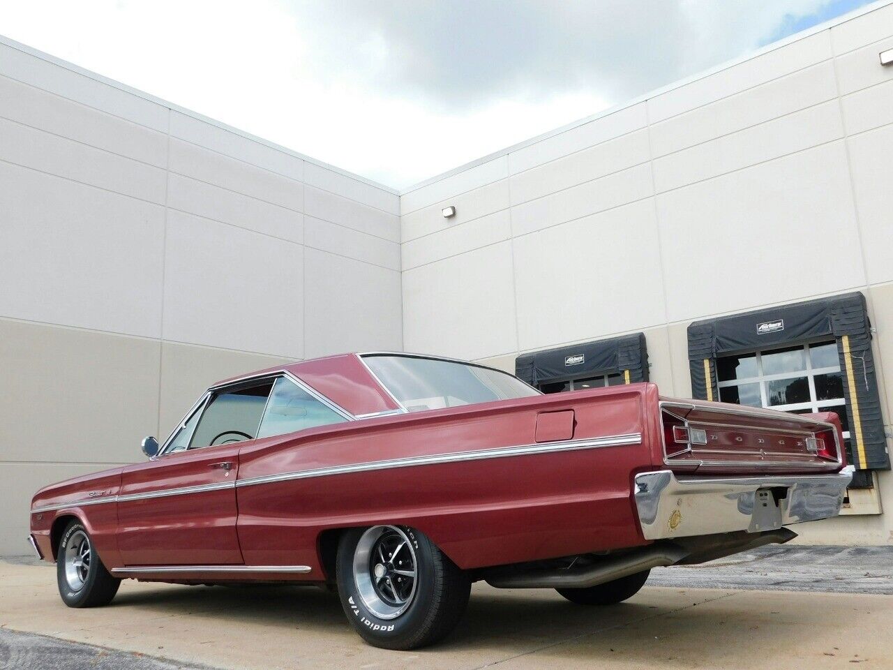 Dodge-Coronet-Coupe-1966-Red-Red-45895-7