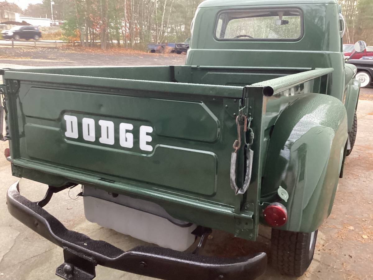 Dodge-D100-power-wagon-1959-green-74030-8