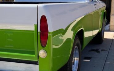 Dodge-D200-1969-green-3219-2