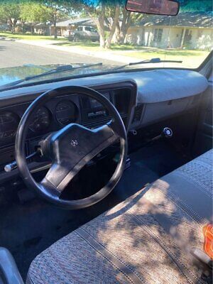 Dodge-D350-Pickup-1989-Gray-Gray-130357-6