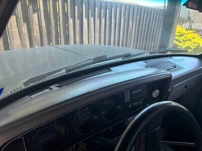 Dodge-D350-Pickup-1989-Gray-Gray-130357-7