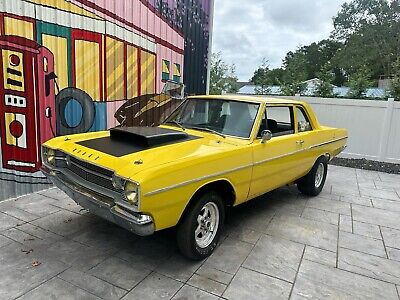 Dodge-Dart-1967-Yellow-198683-2