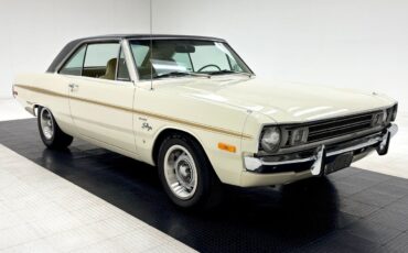 Dodge-Dart-1972-White-Beige-76639-6