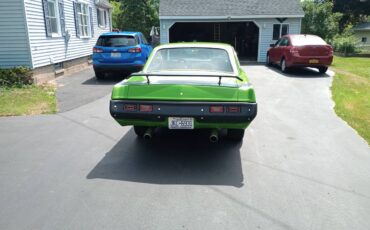 Dodge-Dart-1972-green-112654-2