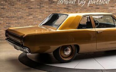 Dodge-Dart-Coupe-1968-Gold-Black-2-10