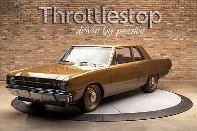 Dodge-Dart-Coupe-1968-Gold-Black-2-2