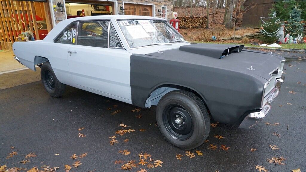 Dodge-Dart-Coupe-1968-Gray-0-2