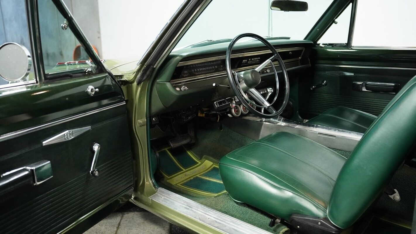 Dodge-Dart-Coupe-1968-Green-Green-120878-4