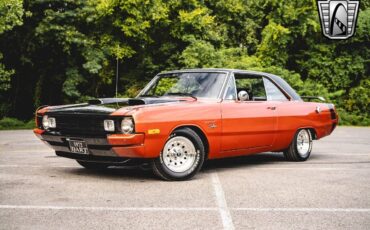 Dodge-Dart-Coupe-1972-Orange-Black-130016-2