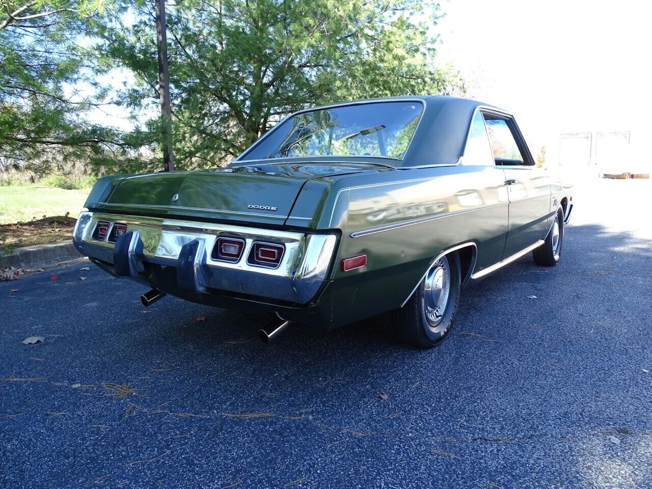 Dodge-Dart-Coupe-1973-Green-Green-52080-6