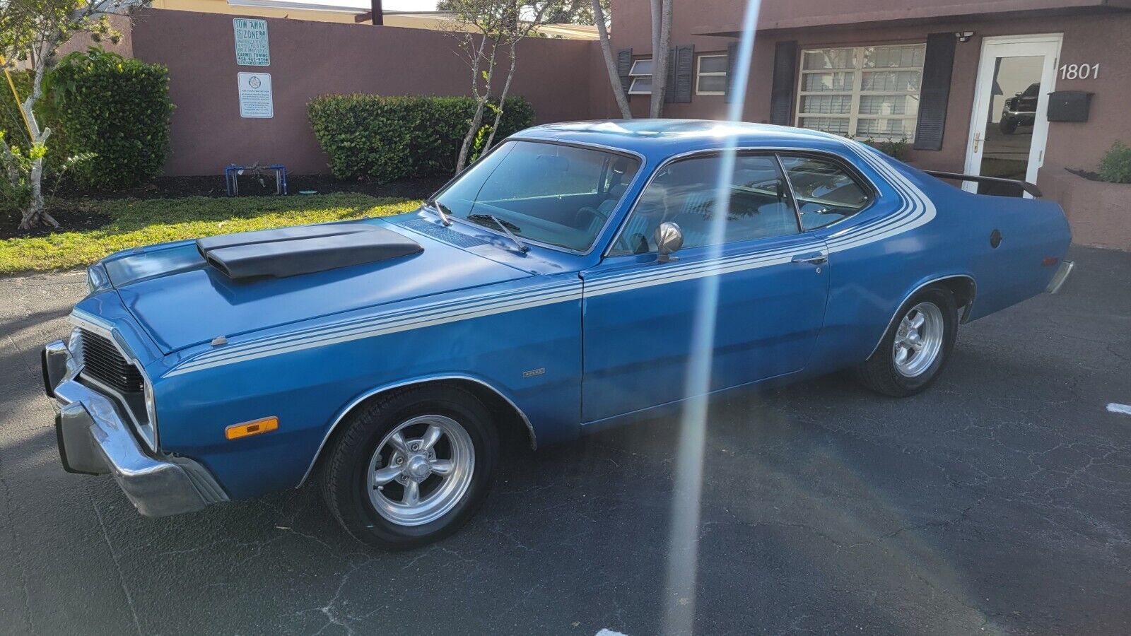 Dodge-Dart-Coupe-1975-Blue-Blue-99999-13