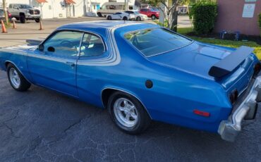 Dodge-Dart-Coupe-1975-Blue-Blue-99999-15