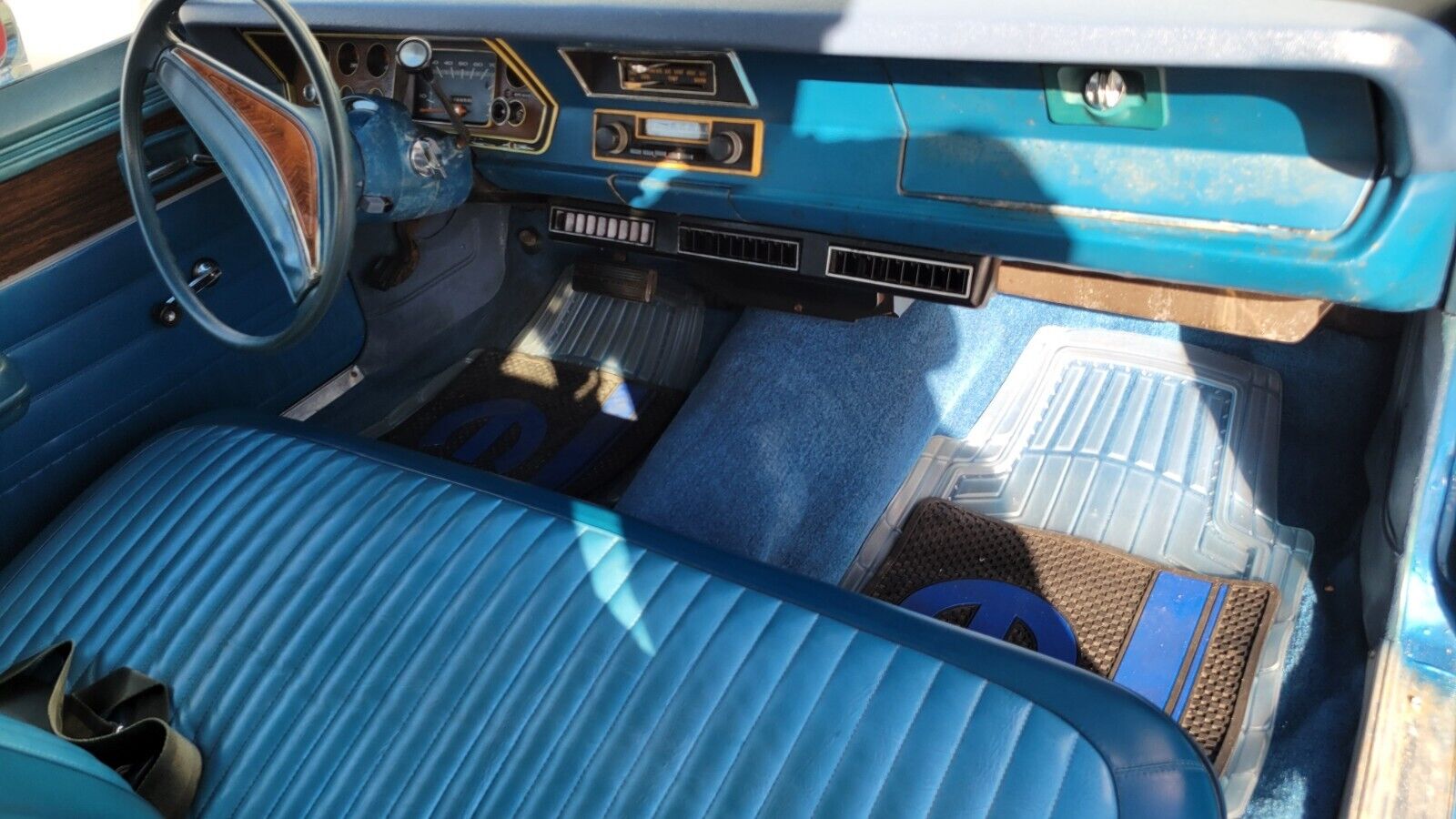 Dodge-Dart-Coupe-1975-Blue-Blue-99999-21