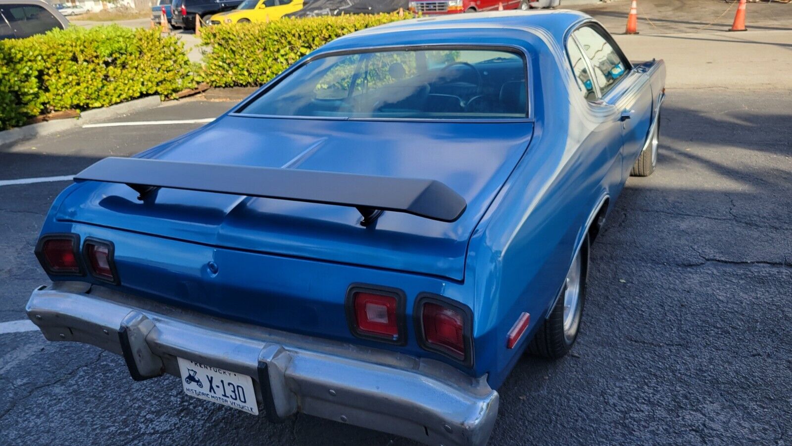 Dodge-Dart-Coupe-1975-Blue-Blue-99999-6