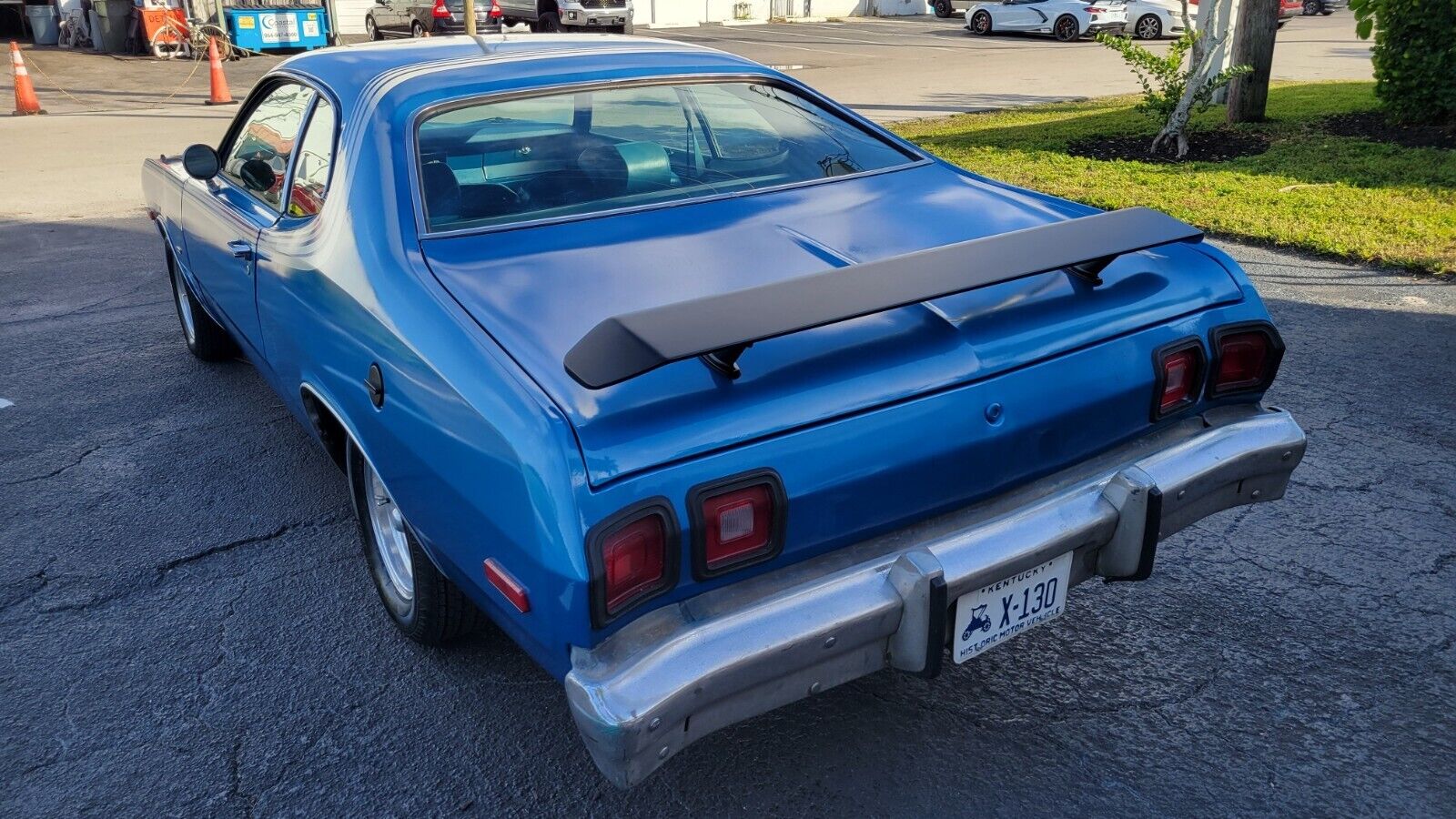 Dodge-Dart-Coupe-1975-Blue-Blue-99999-8