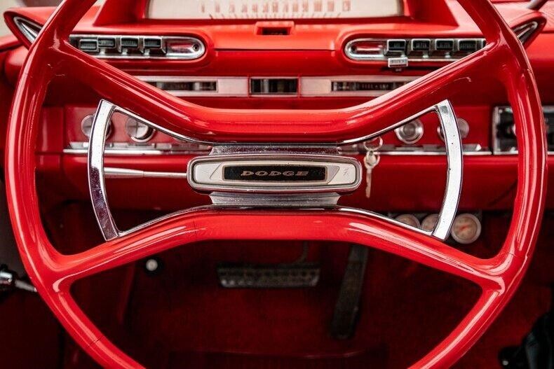 Dodge-Dart-Phoenix-Coupe-1961-Red-Red-10897-11