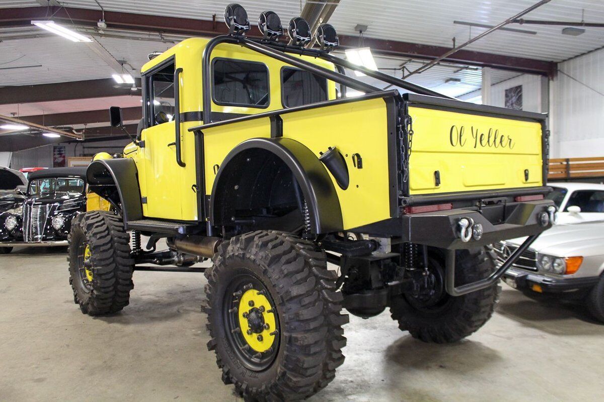 Dodge-M-37-1954-Yellow-Black-93-2