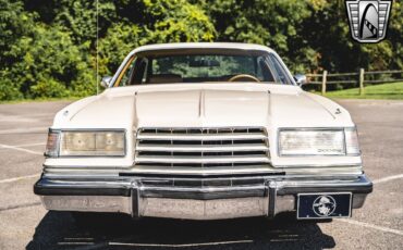 Dodge-Magnum-Coupe-1978-White-Tan-136826-9